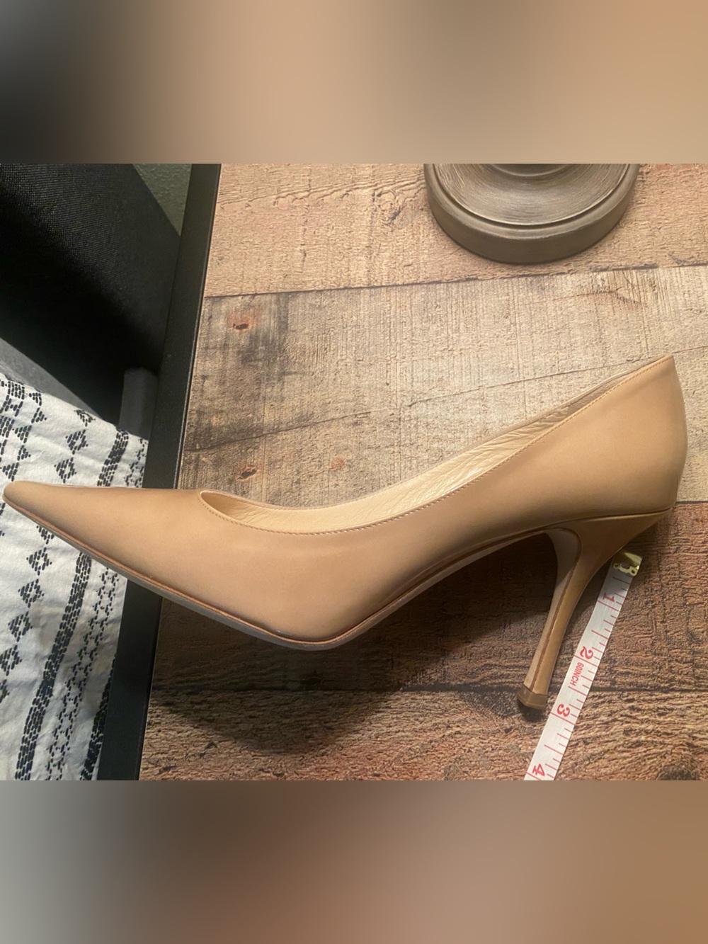 Jimmy Choo Patent Leather Nude Pumps Size 40 (US 9-9.5), 3” heels - Picture 10 of 10